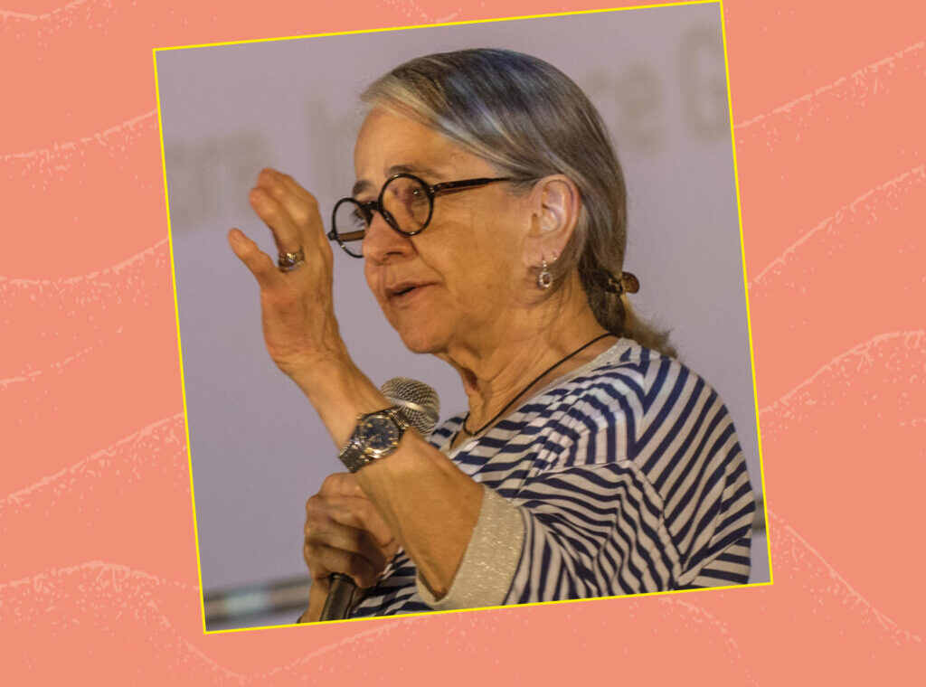 Cristina Rava presenta: “Strano molto strano”