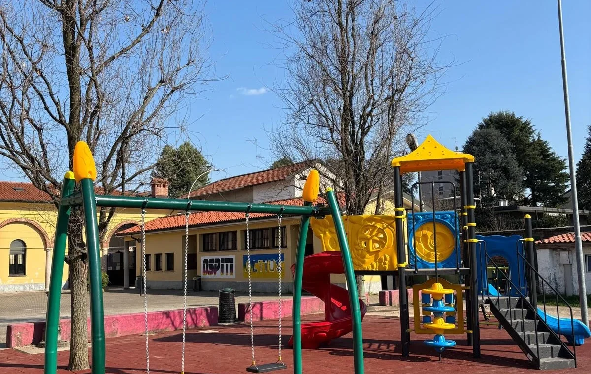 Parco giochi oratorio san pioetro (2)