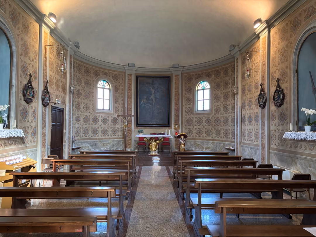 Chiesa Cascina Croce interno 2