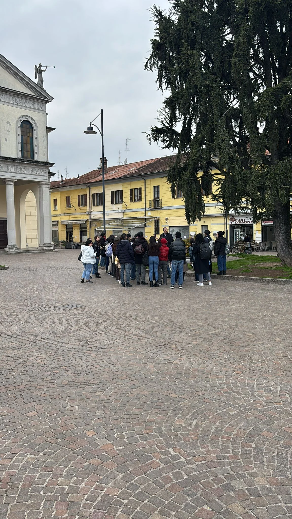 Visita in piazza (1)