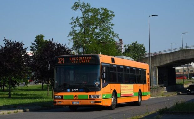 321