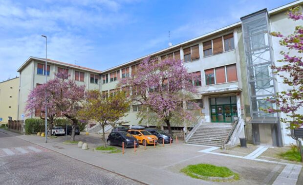 Edificio-via-Dante-9-Corsico