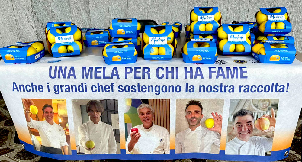 una-mela-per-chi-ha-fame-01