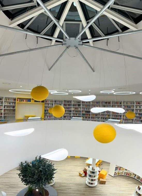 Biblioteca di Corsico interno