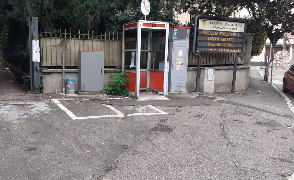 61339097_cabina-piazza