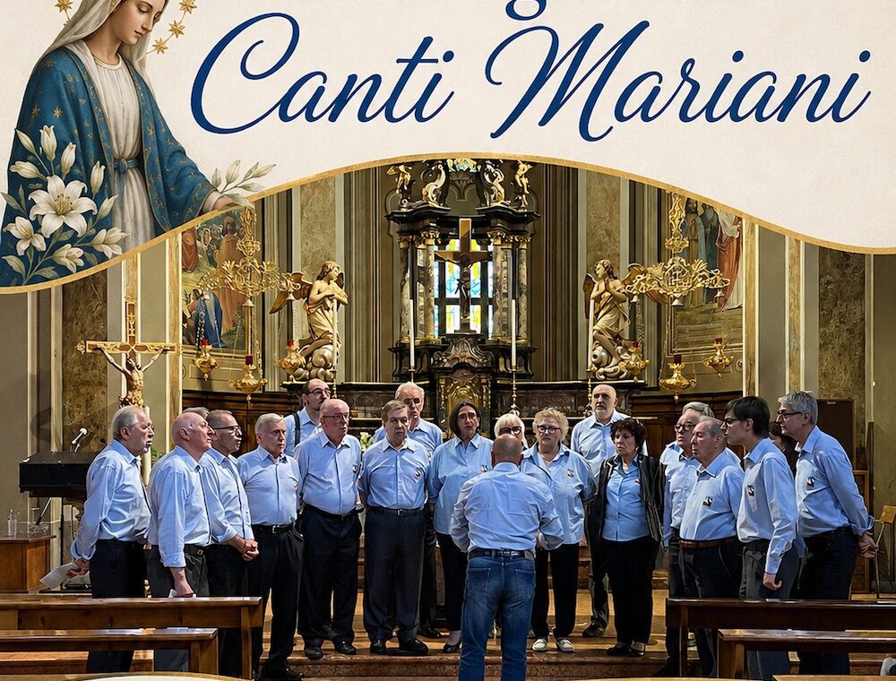 Una Madonna e un coro in una Chiesa