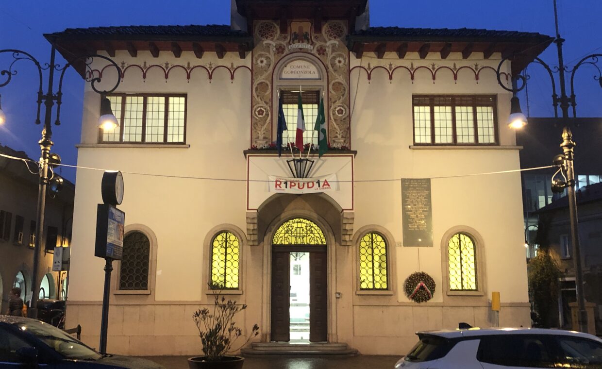 Illuminazione_municipio_1
