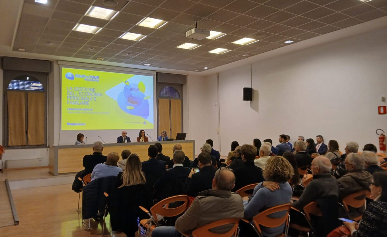 Poste-edu2
