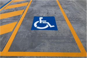 stallo di sosta per disabili