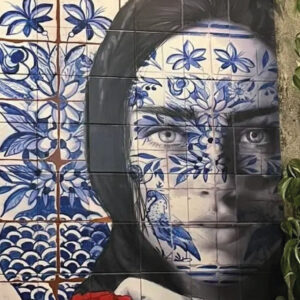 volto donna dipinto su maioliche