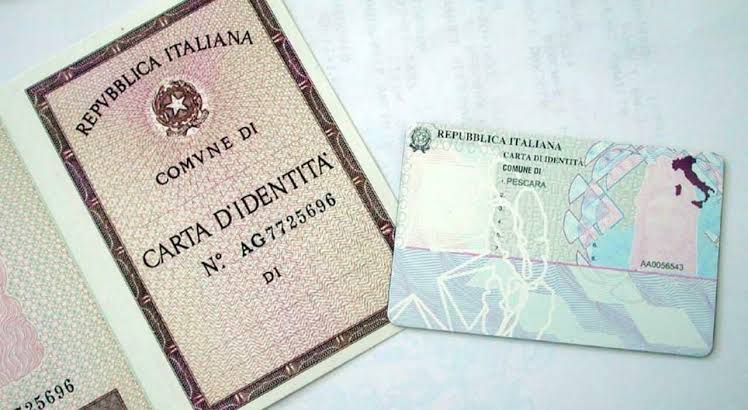 Carta identità cartacea e CIE