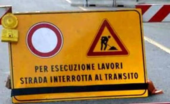 strada interrotta