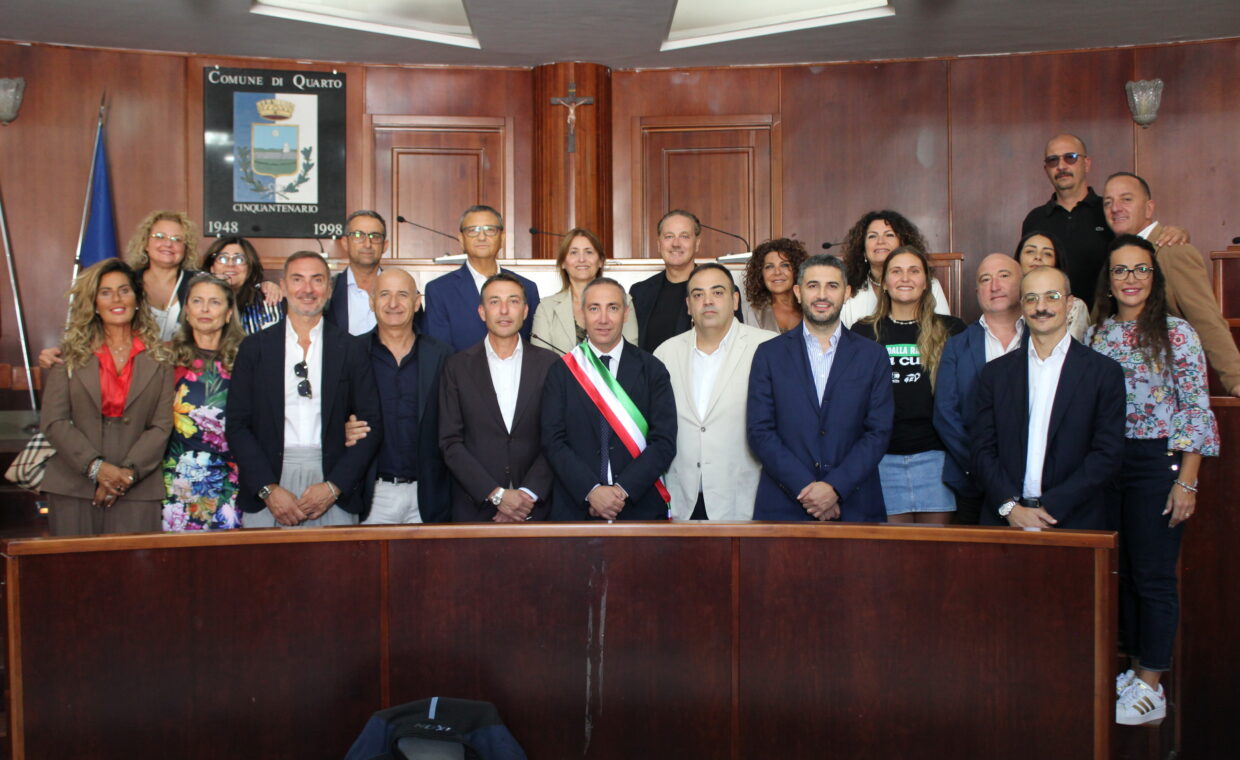 Foto approvazione PUC