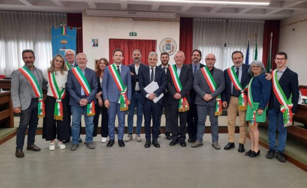 foto sindaci e prefetto