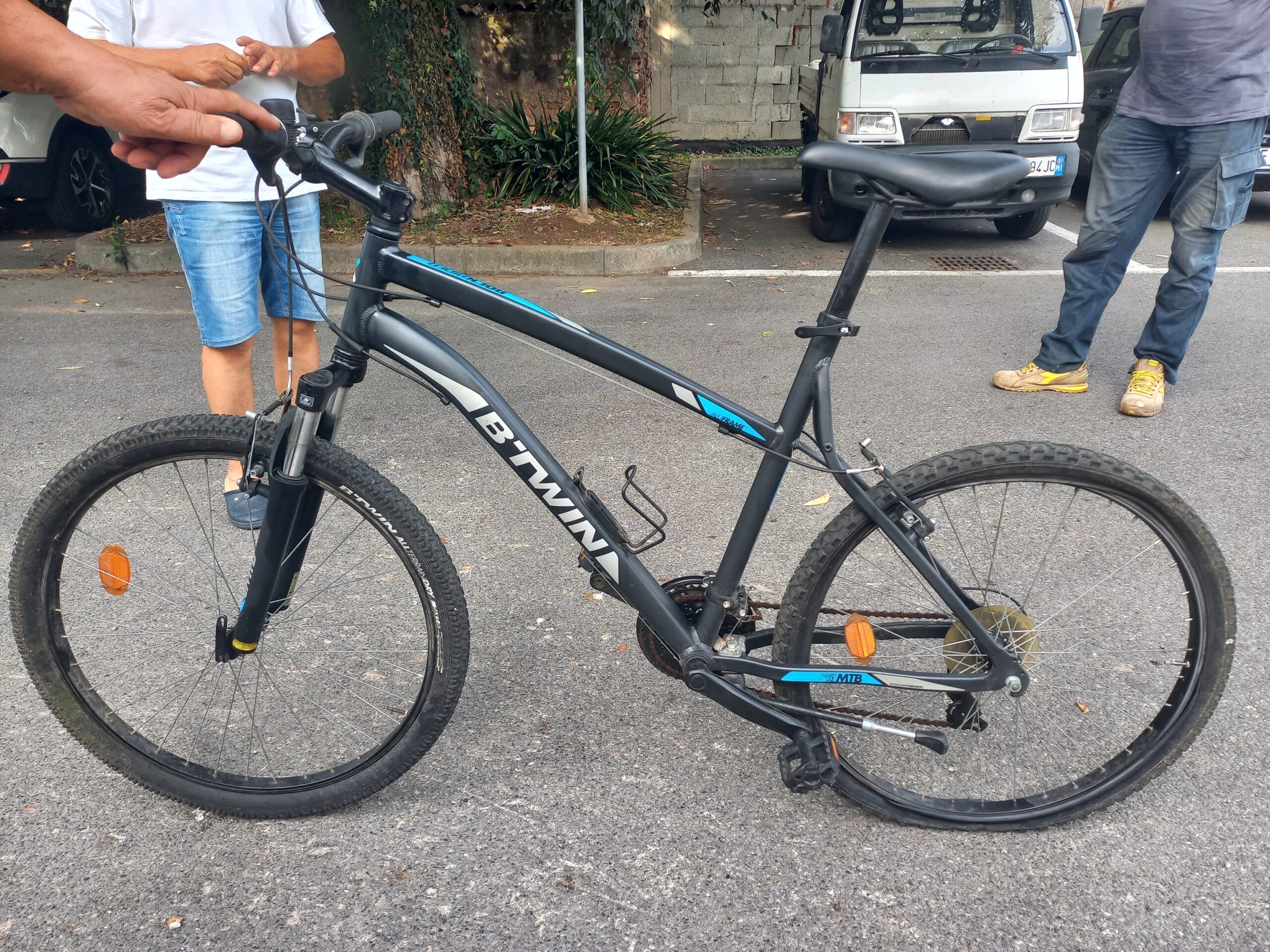foto della bicicletta modello B-TWIN