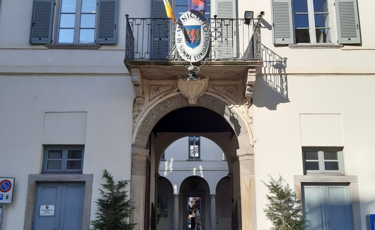 Esterno Palazzo COmunale