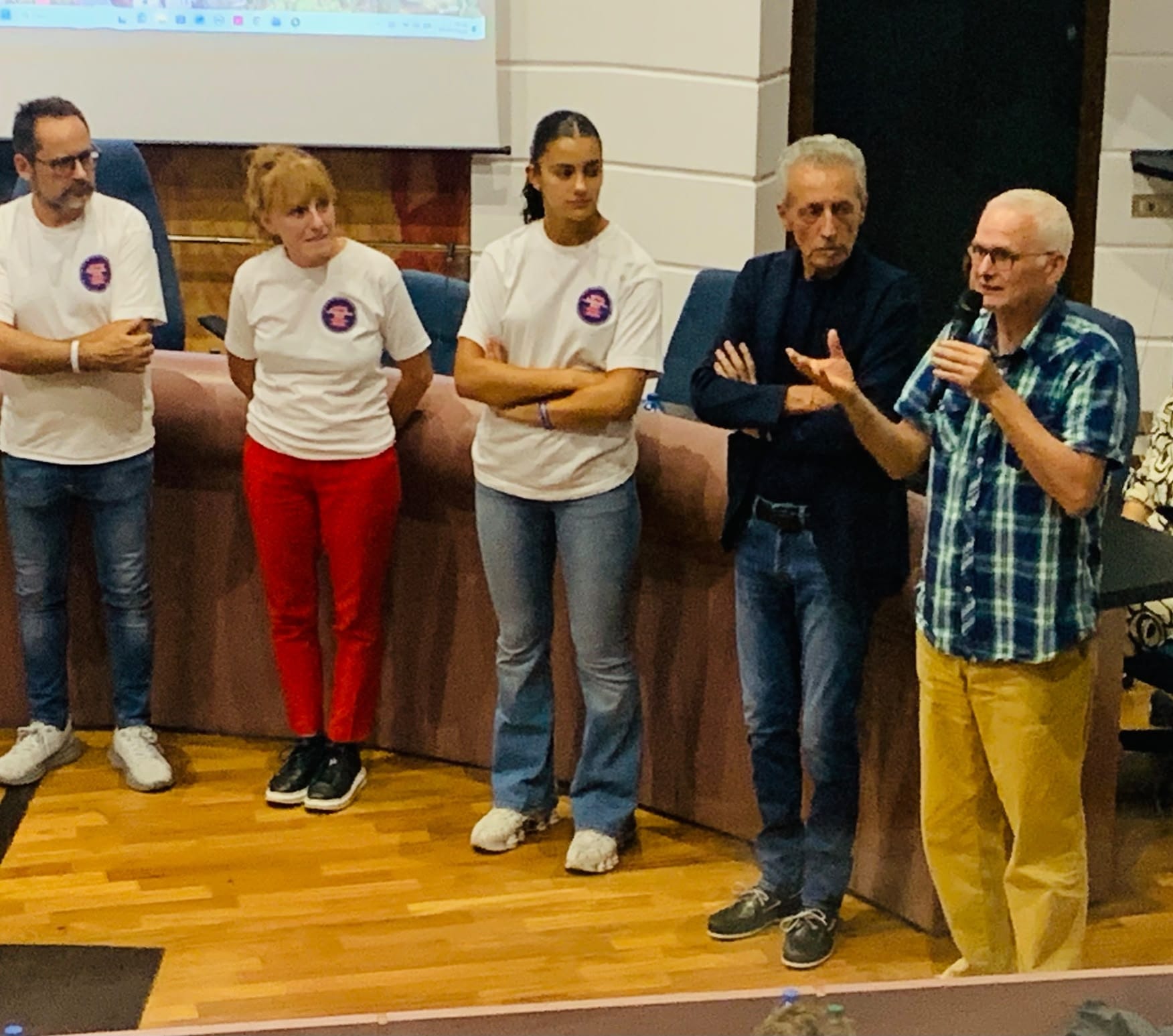 Un momento dellIncontro in Consiglio comunale con la Triuggio Marching Band: parlano i rappresentanti dell'associazione