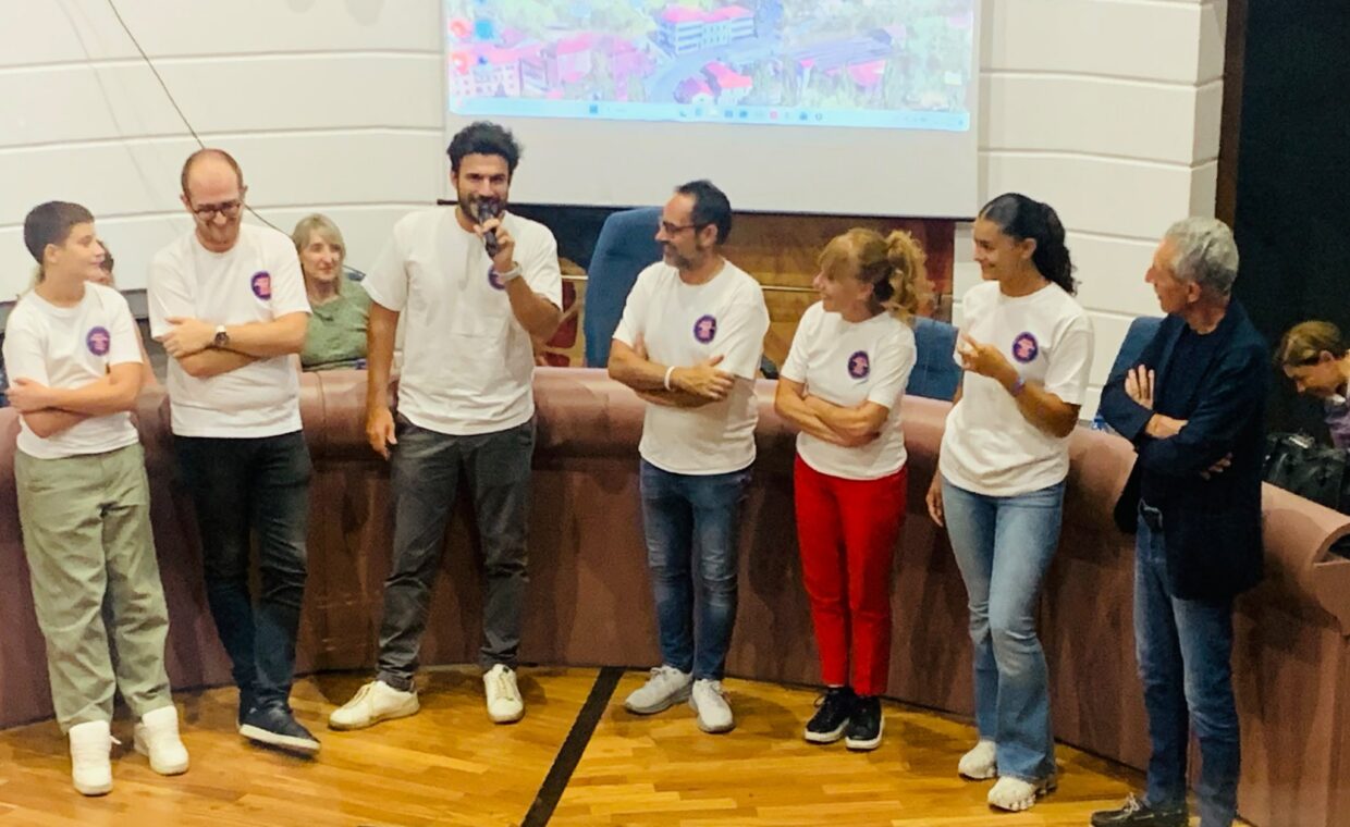 Un momento dellIncontro in Consiglio comunale con la Triuggio Marching Band: parlano i rappresentanti dell'associazione