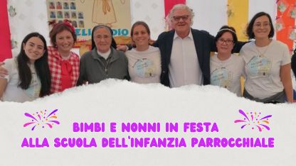 Storia Instagram Festa Mamma Dolce Regalo Rosa Bianco (42 x 59.4 cm) (416 x 234 px)