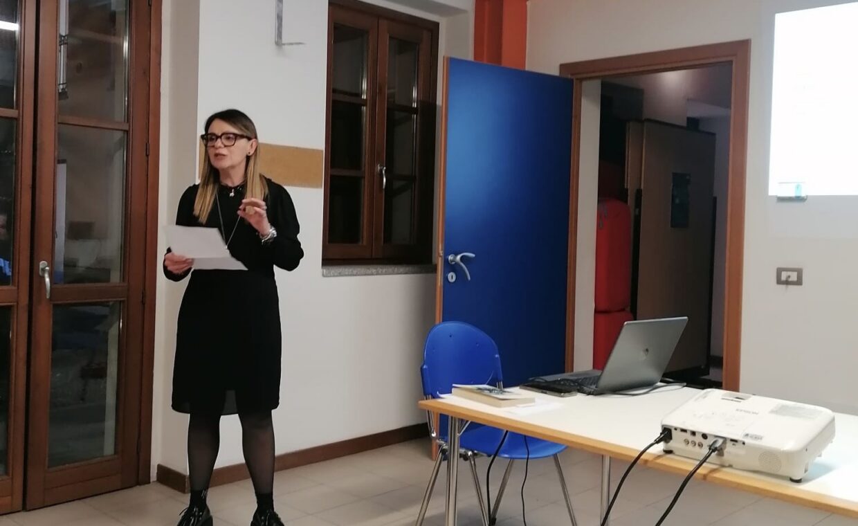 1ed1d6f7-117b-487a-a450-7b331e13ffda