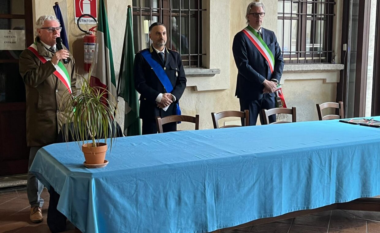 bb4ebdf1-8cf5-4fa8-8b89-28d6fa4c20f8