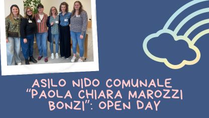 Primo Giorno di Scuola Unicorno Arcobaleno Foto Post (42 x 59.4 cm) (416 x 234 px)