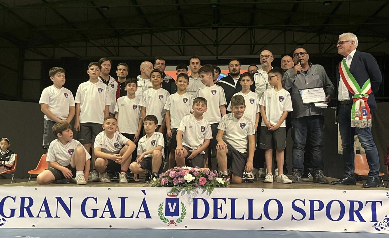 672604107_122165043698670482_1941392887171008636_n