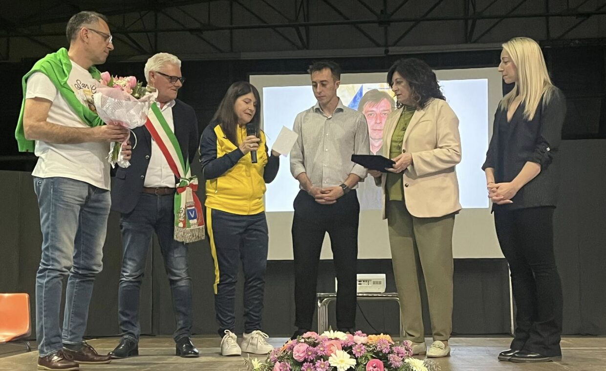 674129225_122165043566670482_1627350347586674292_n