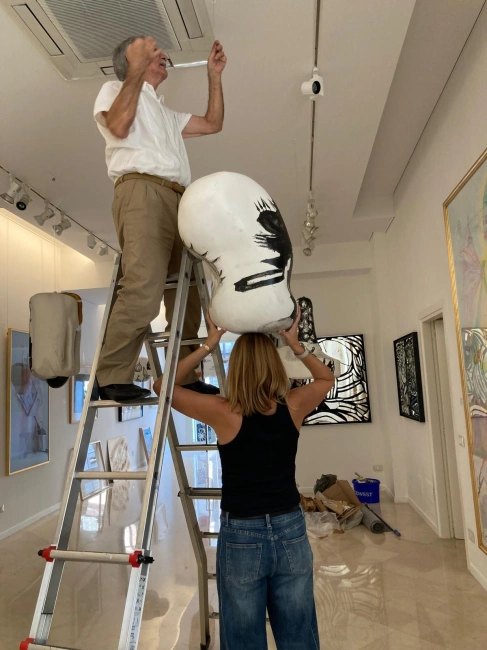 Preparazione mostra di Enzo Cucchi cover