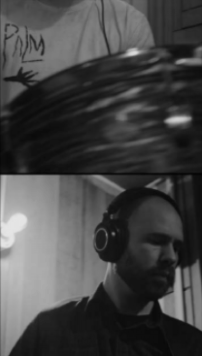 Frame dal videoclip Feel Good