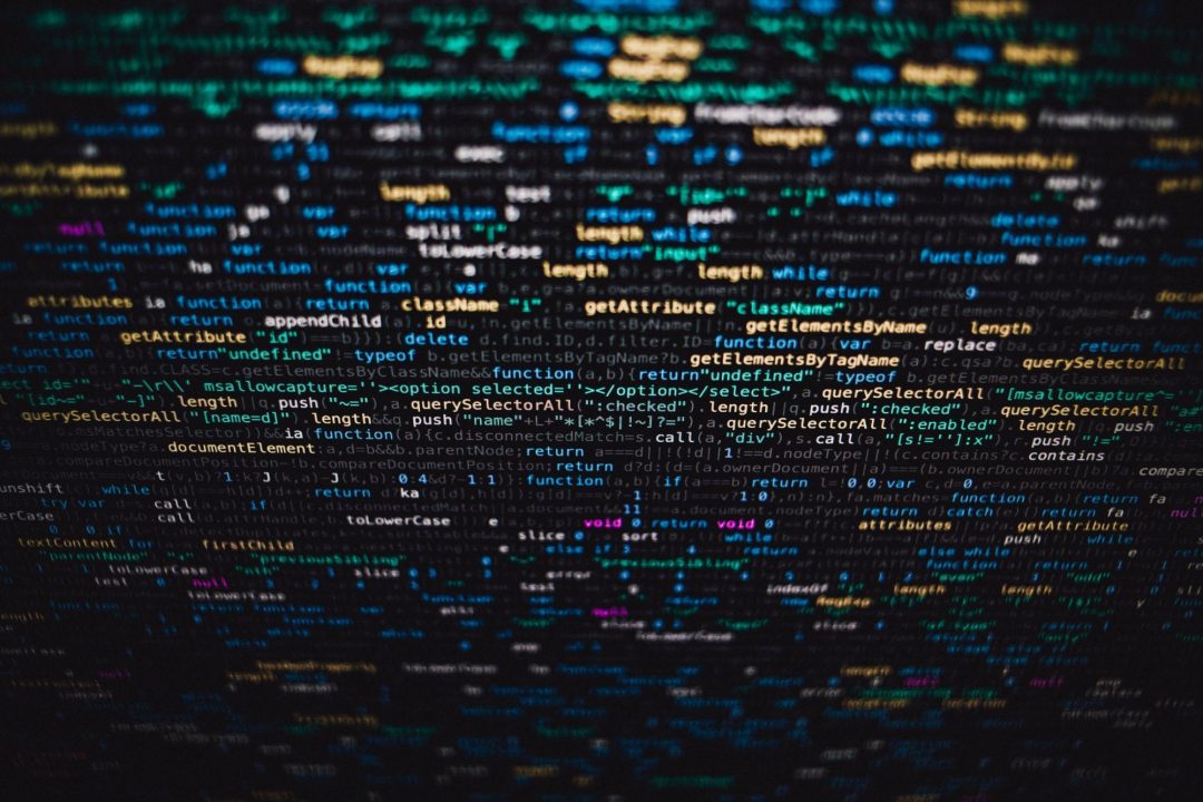Migrazione hosting VPS Studio Medico Gli Archi (photo credits unsplash.com/@markus-spiske)