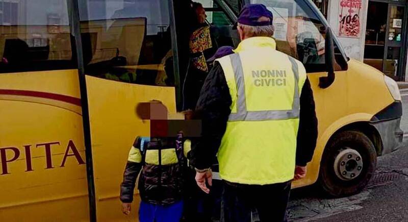 Immagine: Nonni civici