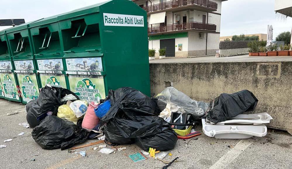 Immagine: RIFIUTI