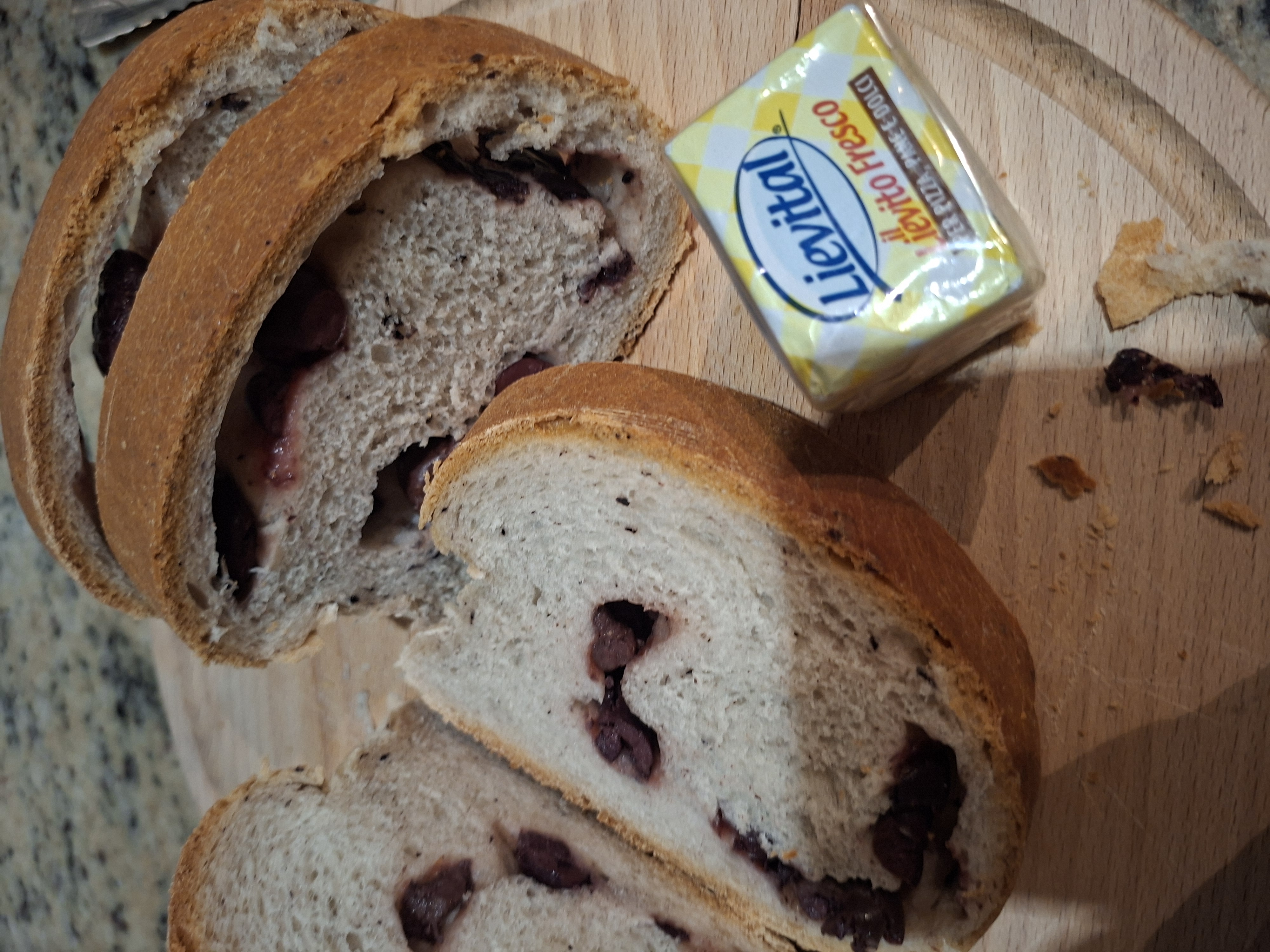 Pane alle olive taggiasche                                                                                                                                                                                                                                