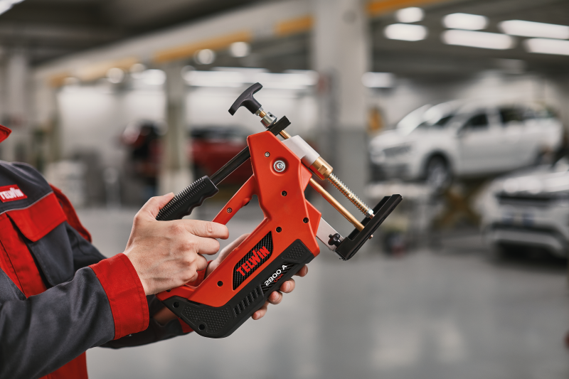 Telwin ad Automechanika 2026: nuove soluzioni cordless per la carrozzeria