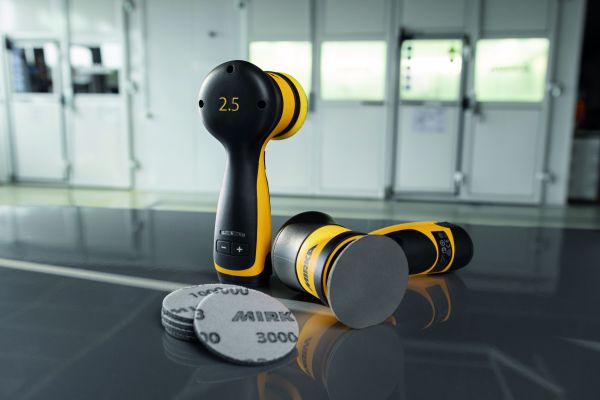 Mirka punta sul cordless: più libertà in carrozzeria e spot repair più veloce