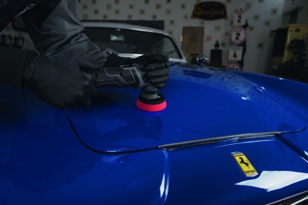 Rimozione sporchini in carrozzeria: il ciclo INDASA per una finitura perfetta