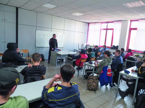 Occupazione e carrozzeria: LA SCUOLA FATICA