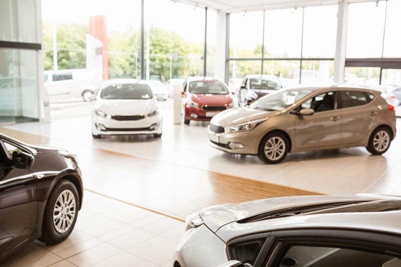 Concessionarie auto sotto pressione