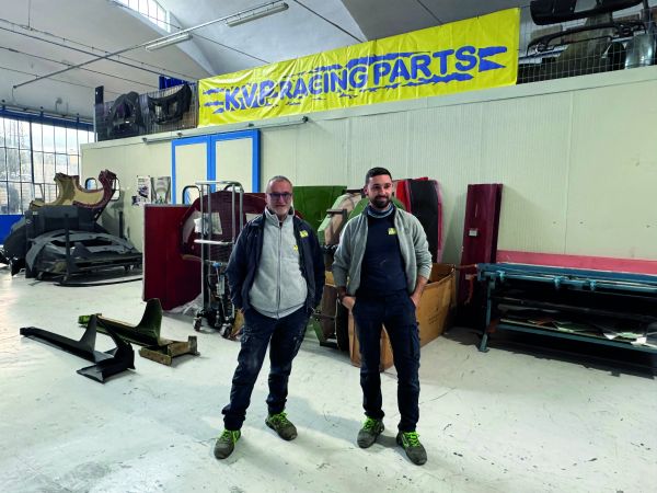 Autostoriche e GT: i maghi del CARBONIO