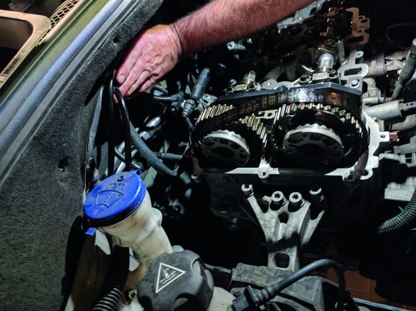 Motore 1.2 PureTech: come la cinghia a bagno d’olio è diventata un caso tecnico e di garanzia