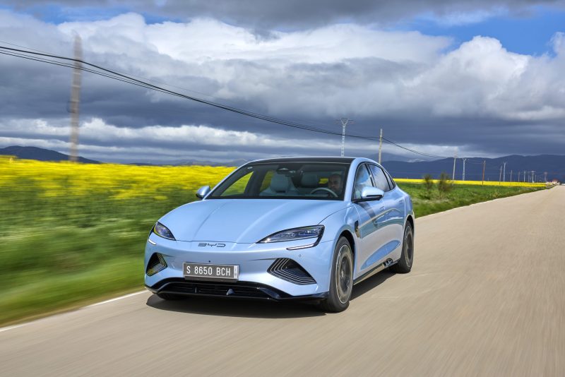 BYD cresce in Italia e in Europa: a dicembre 2025 entra nella Top 10