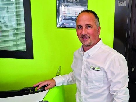 Car Clinic Academy: formazione giovani carrozzieri e specializzazione nelle riparazioni da grandine