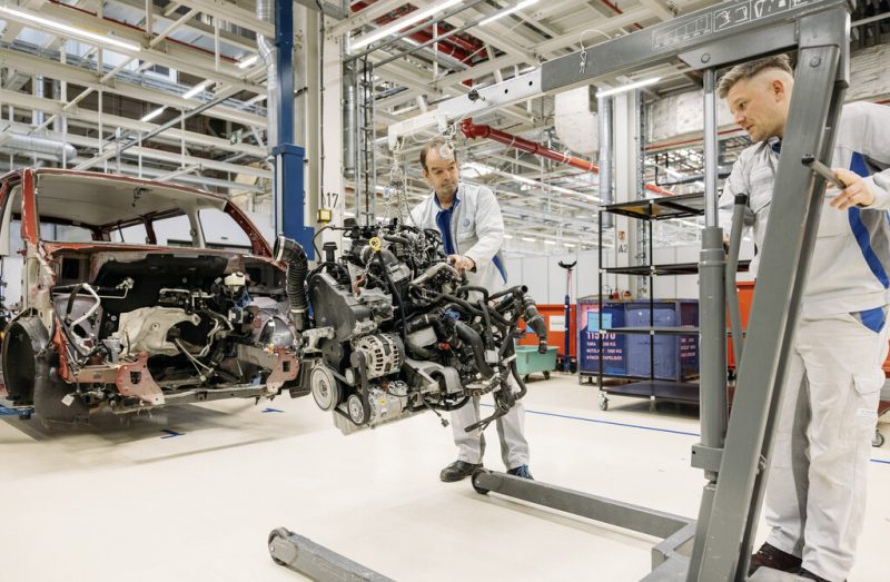 Volkswagen: Zwickau diventa hub globale per economia circolare e riciclo veicoli con 90 milioni di investimenti