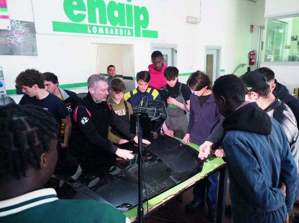 Ricambio generazionale in carrozzeria: quando la passione diventa formazione