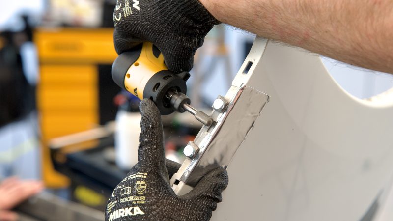 Con il Sistema Mirka, riparare i paraurti conviene più che sostituirli