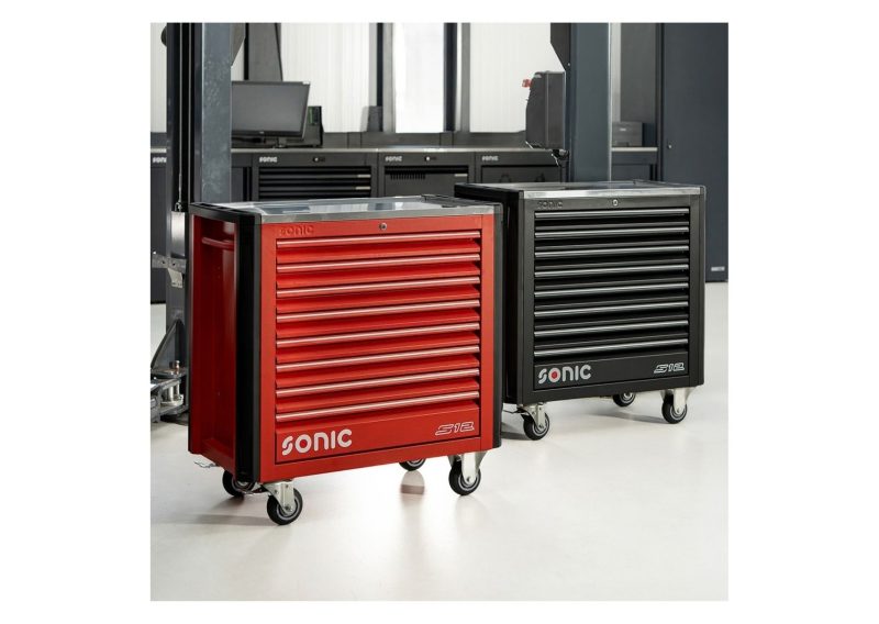 Sonic Equipment porta in Italia carrelli da officina e utensili professionali