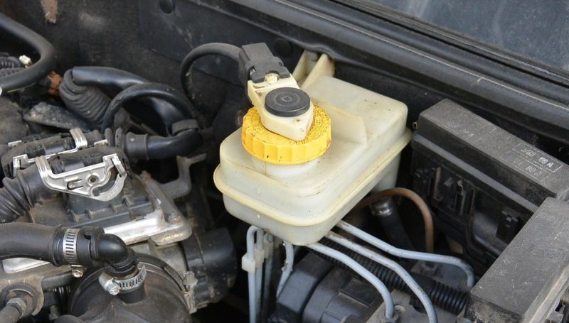 Liquido freni: cos’è e perché è fondamentale