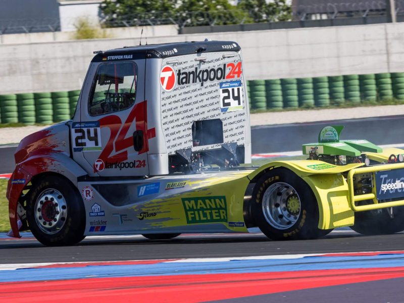 Camion potenti, filtri potenti: MANN-FILTER live al Nürburgring