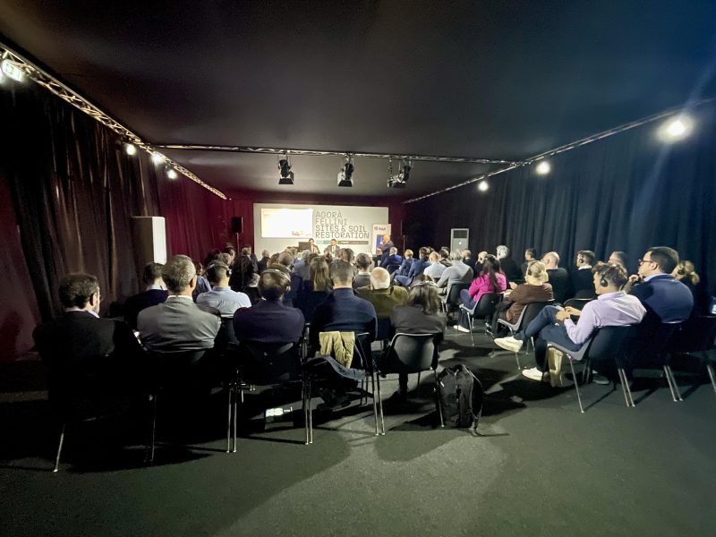 Trasporto e logistica: a Ecomondo confronto tra regolazione UE, tecnologie e transizione.